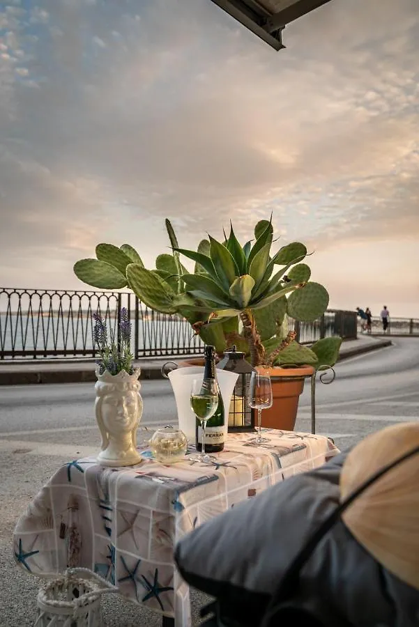 Dom wakacyjny Suite Ortigia Vista Mare Syrakuzy